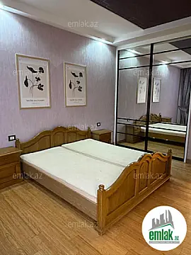 Satılır 4 otaqlı yeni tikili 180 m²