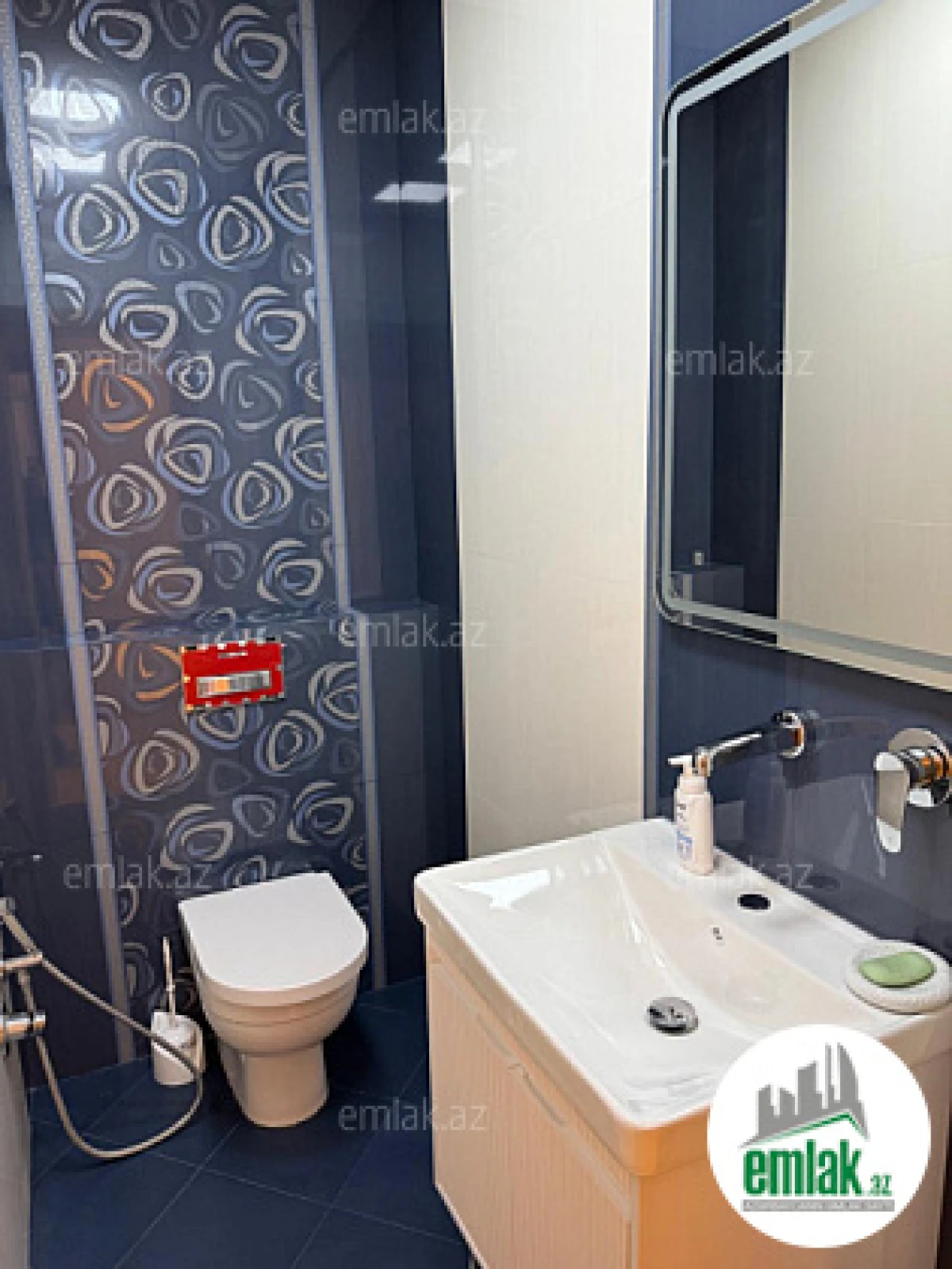 Satılır 4 otaqlı yeni tikili 180 m²