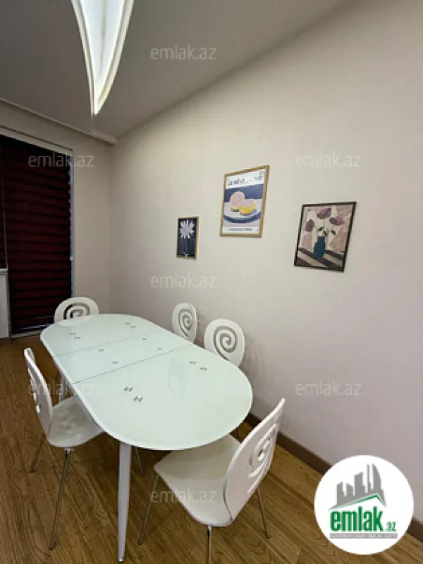 Satılır 4 otaqlı yeni tikili 180 m²