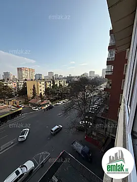 Satılır 3 otaqlı köhnə tikili 70 m² — Bakı 3 otaq 70.00 m²