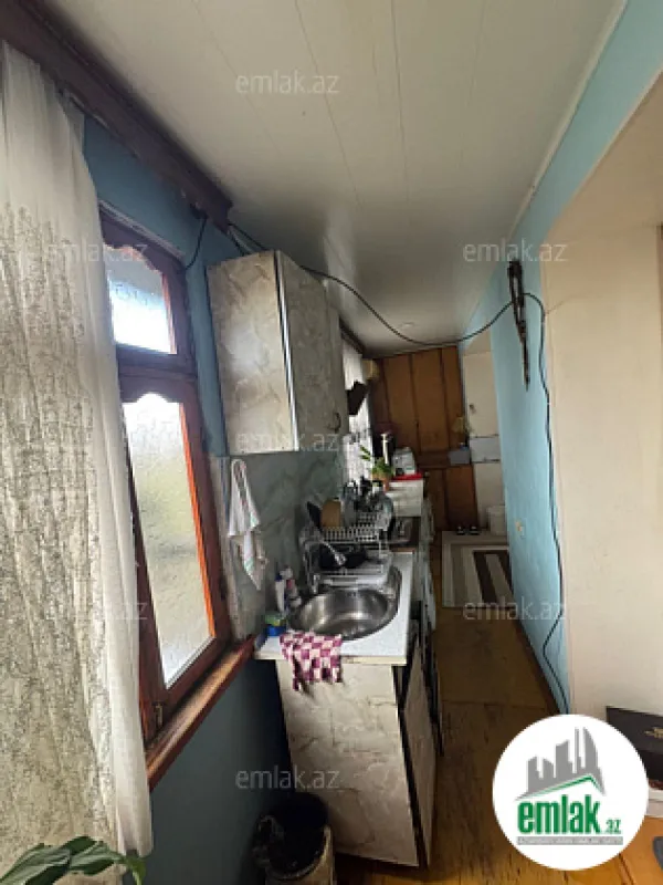 Satılır 2 otaqlı köhnə tikili 40 m²