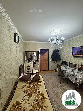 Satılır 2 otaqlı köhnə tikili 40 m²