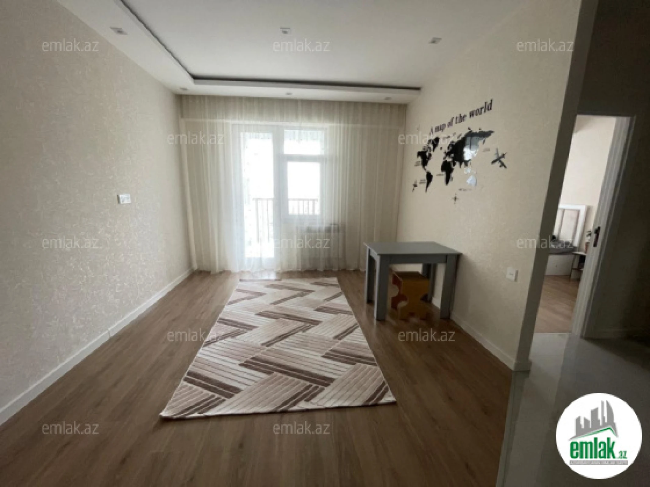 Satılır 2 otaqlı yeni tikili 60 m²