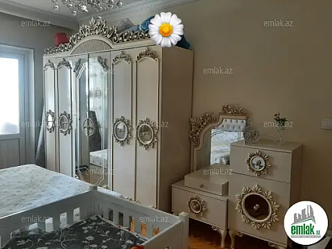 Satılır 2 otaqlı köhnə tikili 65 m²
