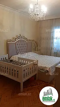 Satılır 2 otaqlı köhnə tikili 65 m² — Bakı 2 otaq 65.00 m²