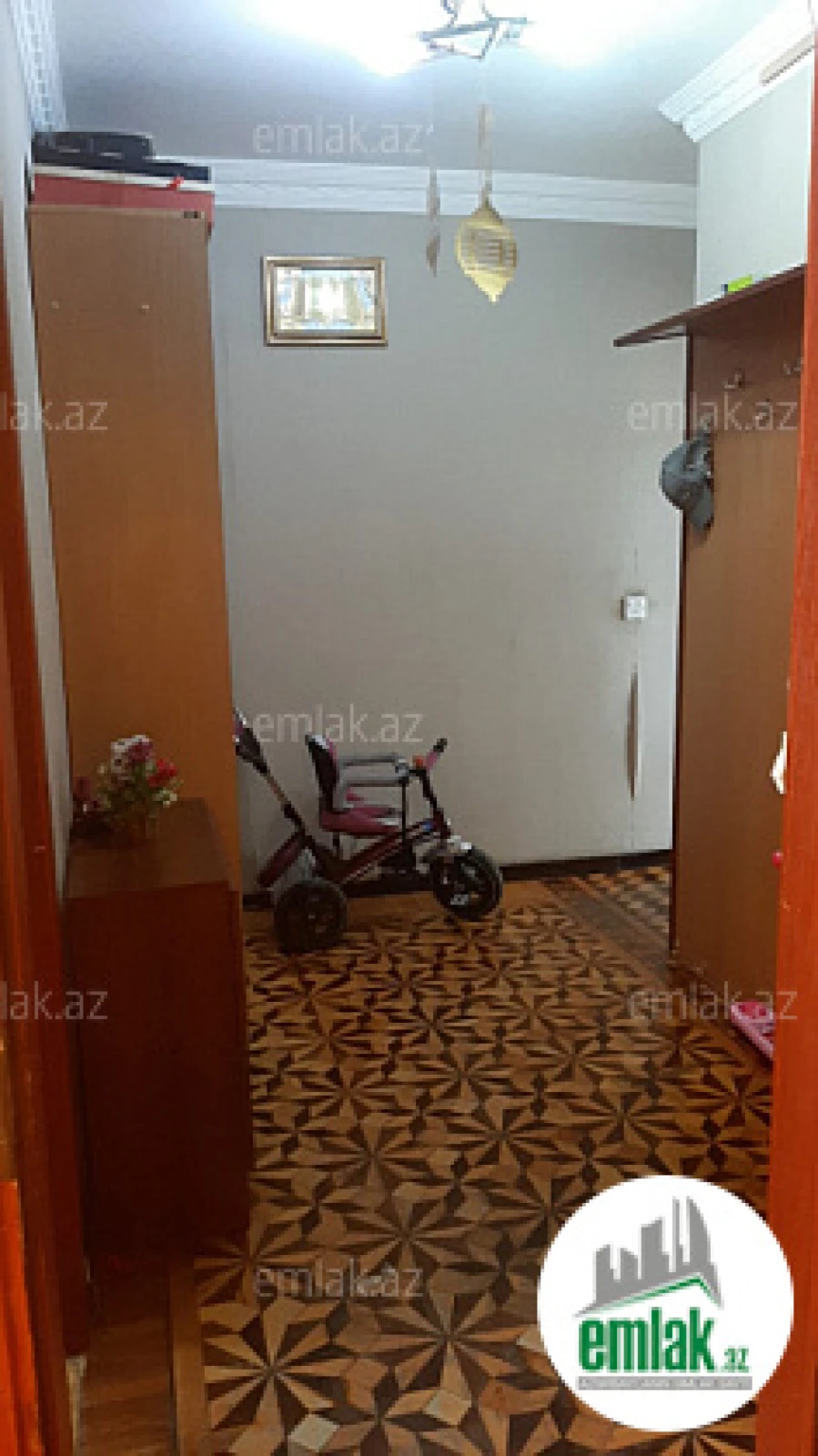 Satılır 2 otaqlı köhnə tikili 65 m²