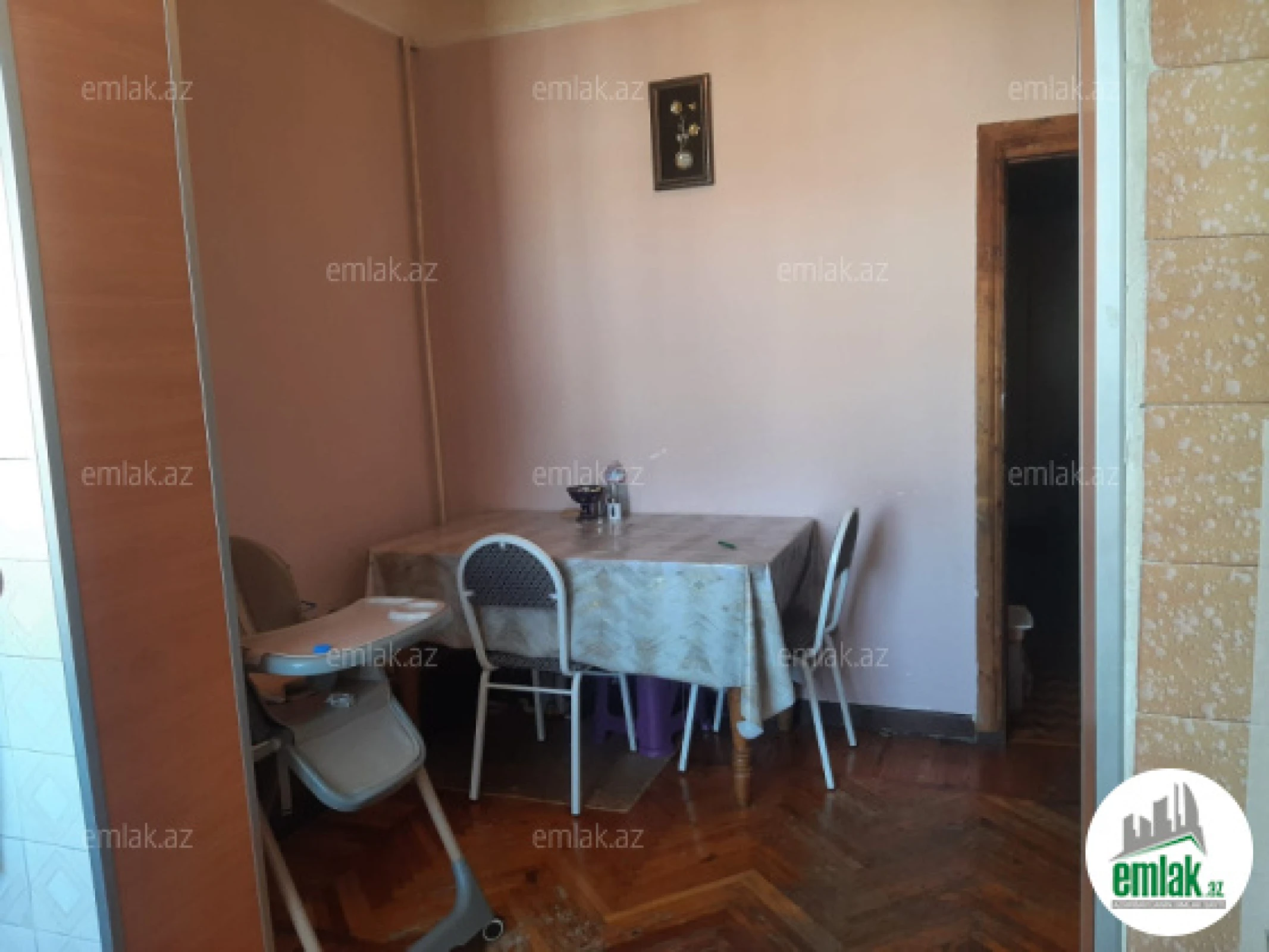 Satılır 2 otaqlı köhnə tikili 65 m²