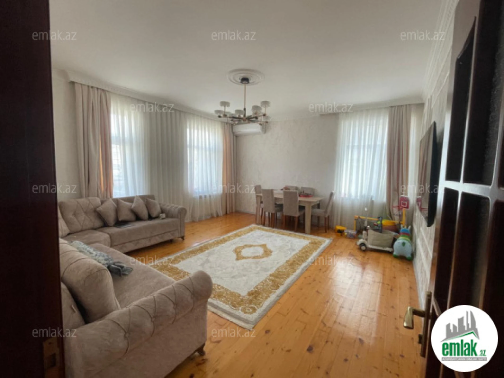 Satılır 2 otaqlı yeni tikili 80.5 m²