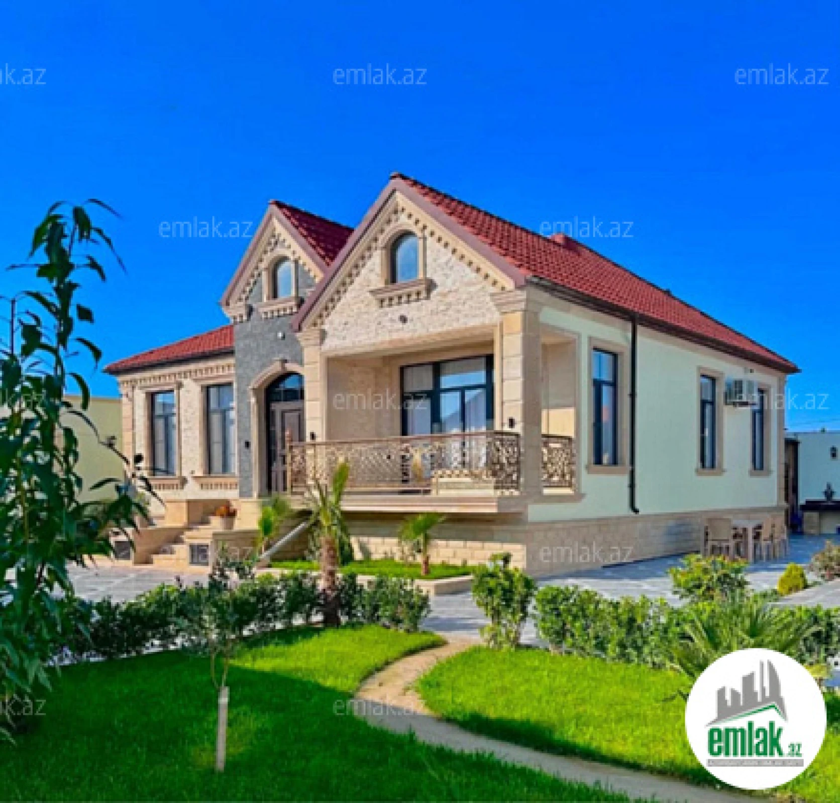 Satılır 5 otaqlı həyət evi 180 m²