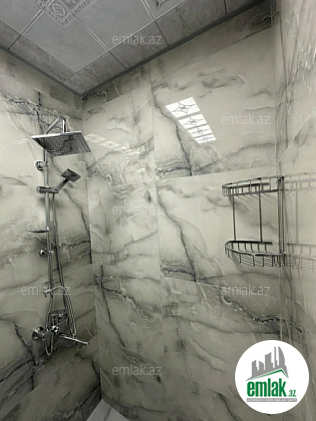 Satılır 3 otaqlı köhnə tikili 60 m²