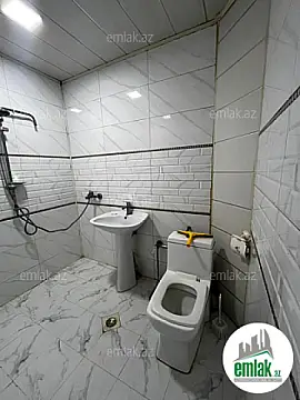 Satılır 2 otaqlı köhnə tikili 47 m²