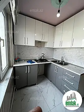 Satılır 2 otaqlı köhnə tikili 47 m²