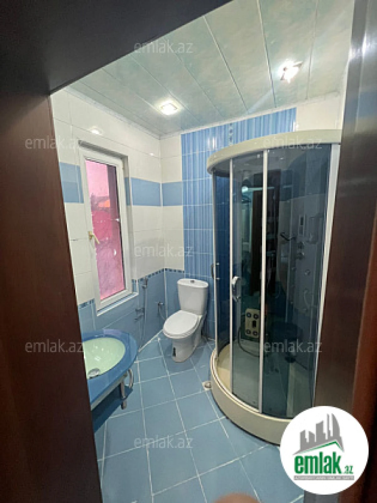 Satılır 7 otaqlı həyət evi 500 m²