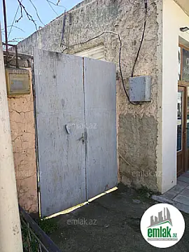 Satılır 5 otaqlı həyət evi 300 m²