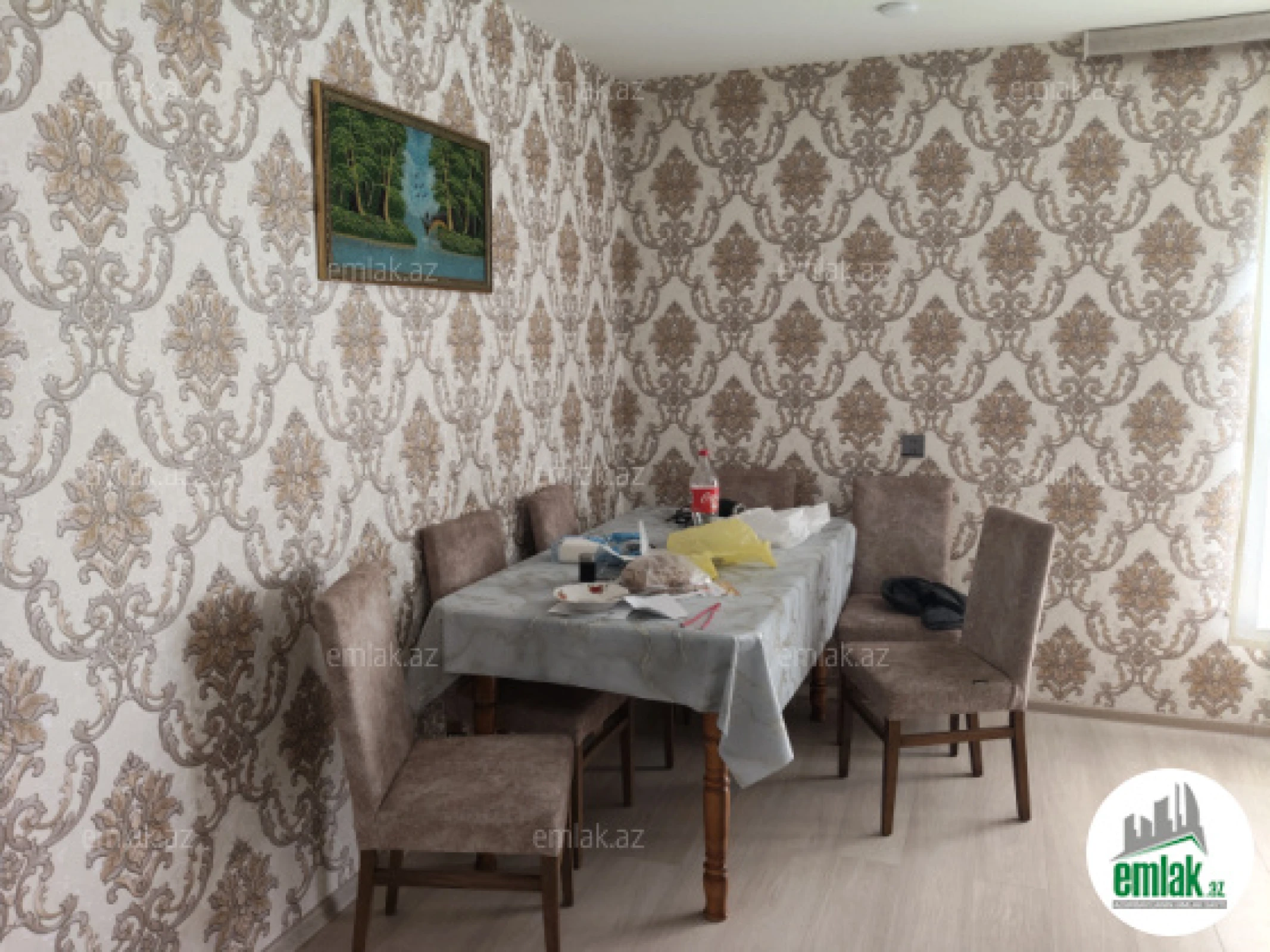 Satılır 5 otaqlı həyət evi 300 m²