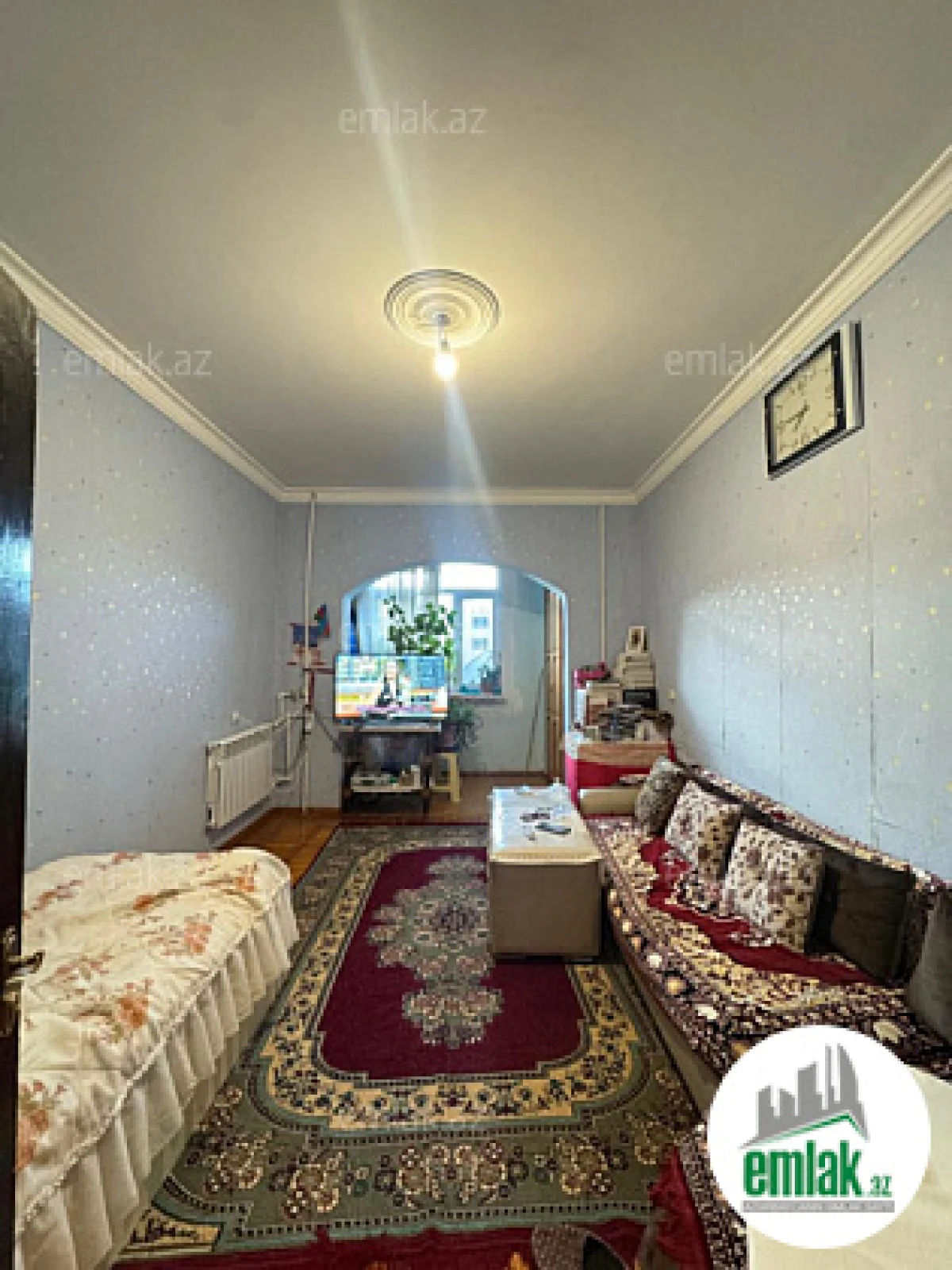 Satılır 2 otaqlı köhnə tikili 55 m²