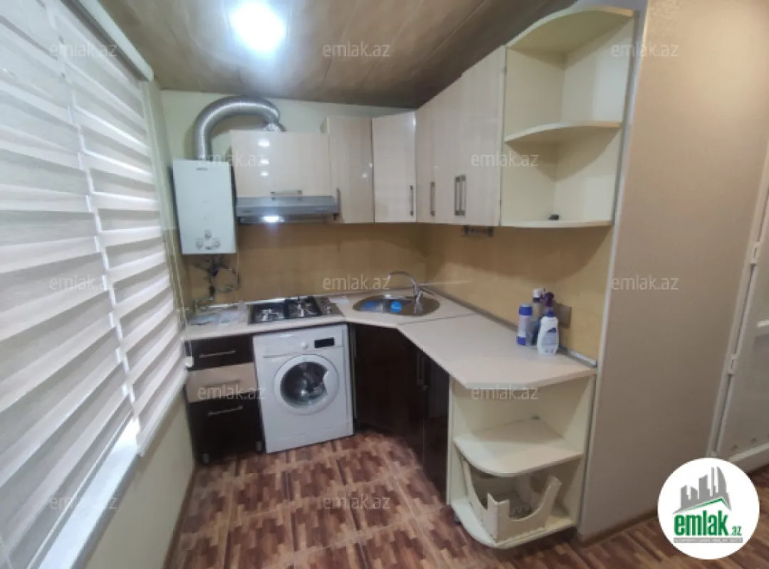 Satılır 3 otaqlı köhnə tikili 73 m²