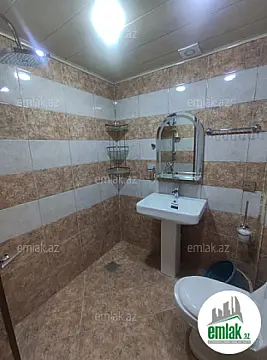 Satılır 3 otaqlı köhnə tikili 73 m²