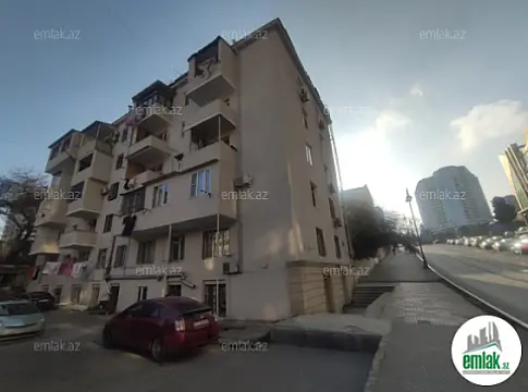 Satılır 3 otaqlı köhnə tikili 73 m² — Bakı 3 otaq 73.00 m²