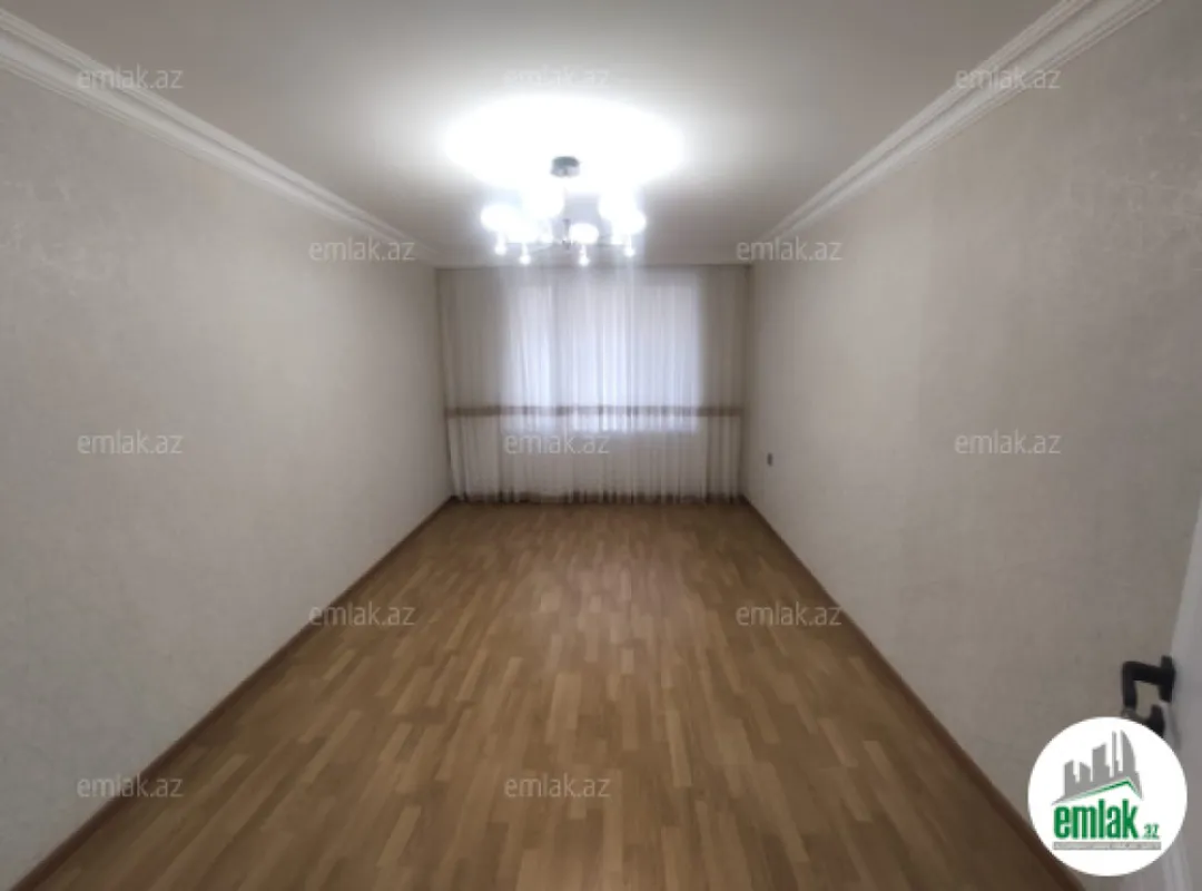 Satılır 3 otaqlı köhnə tikili 73 m²