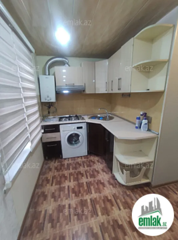 Satılır 3 otaqlı köhnə tikili 73 m²