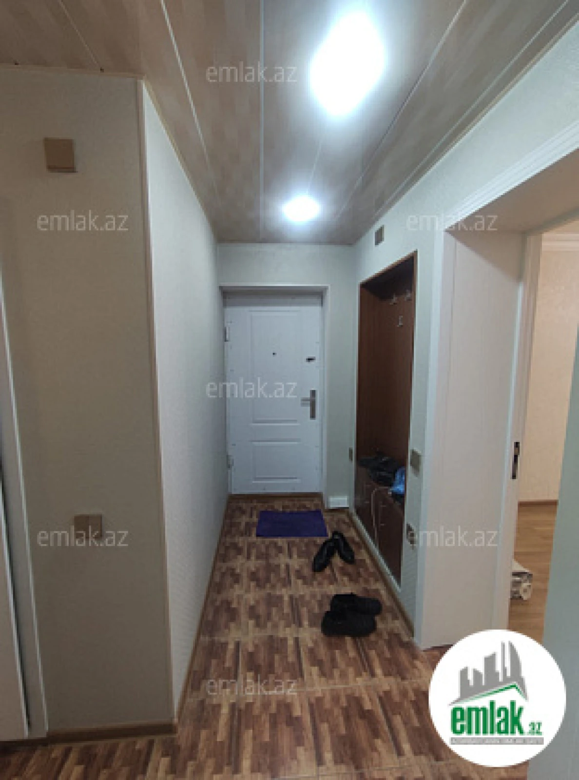 Satılır 3 otaqlı köhnə tikili 73 m²