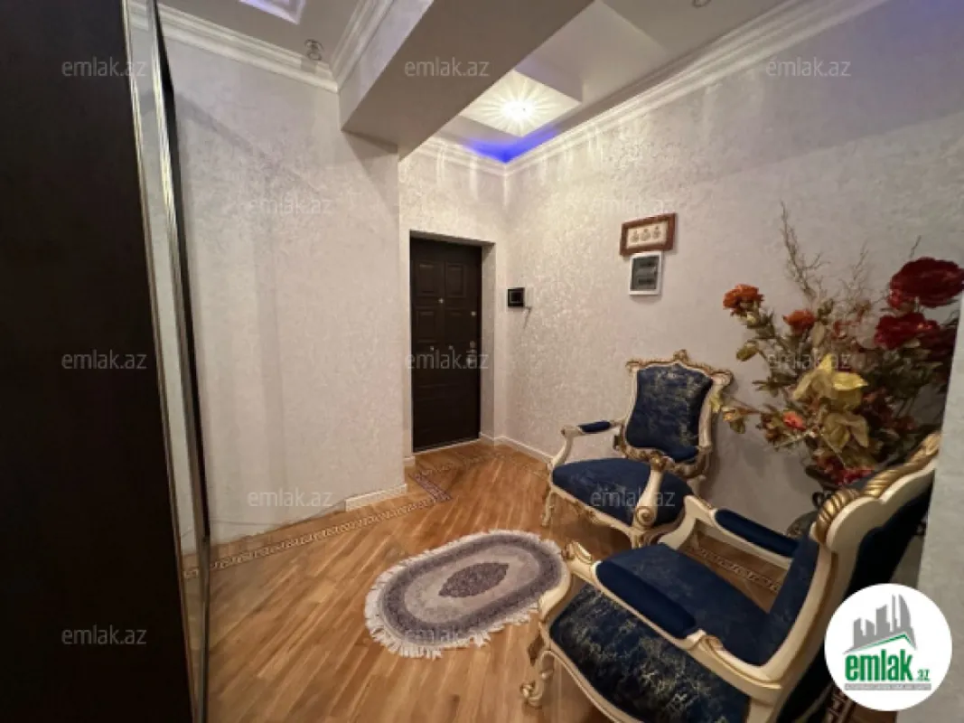 Satılır 3 otaqlı yeni tikili 140 m²