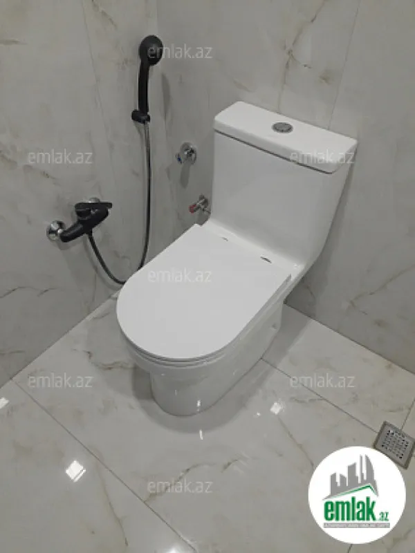Satılır 2 otaqlı həyət evi 80 m²