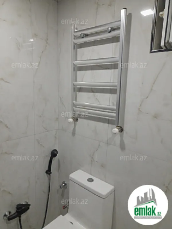 Satılır 2 otaqlı həyət evi 80 m²