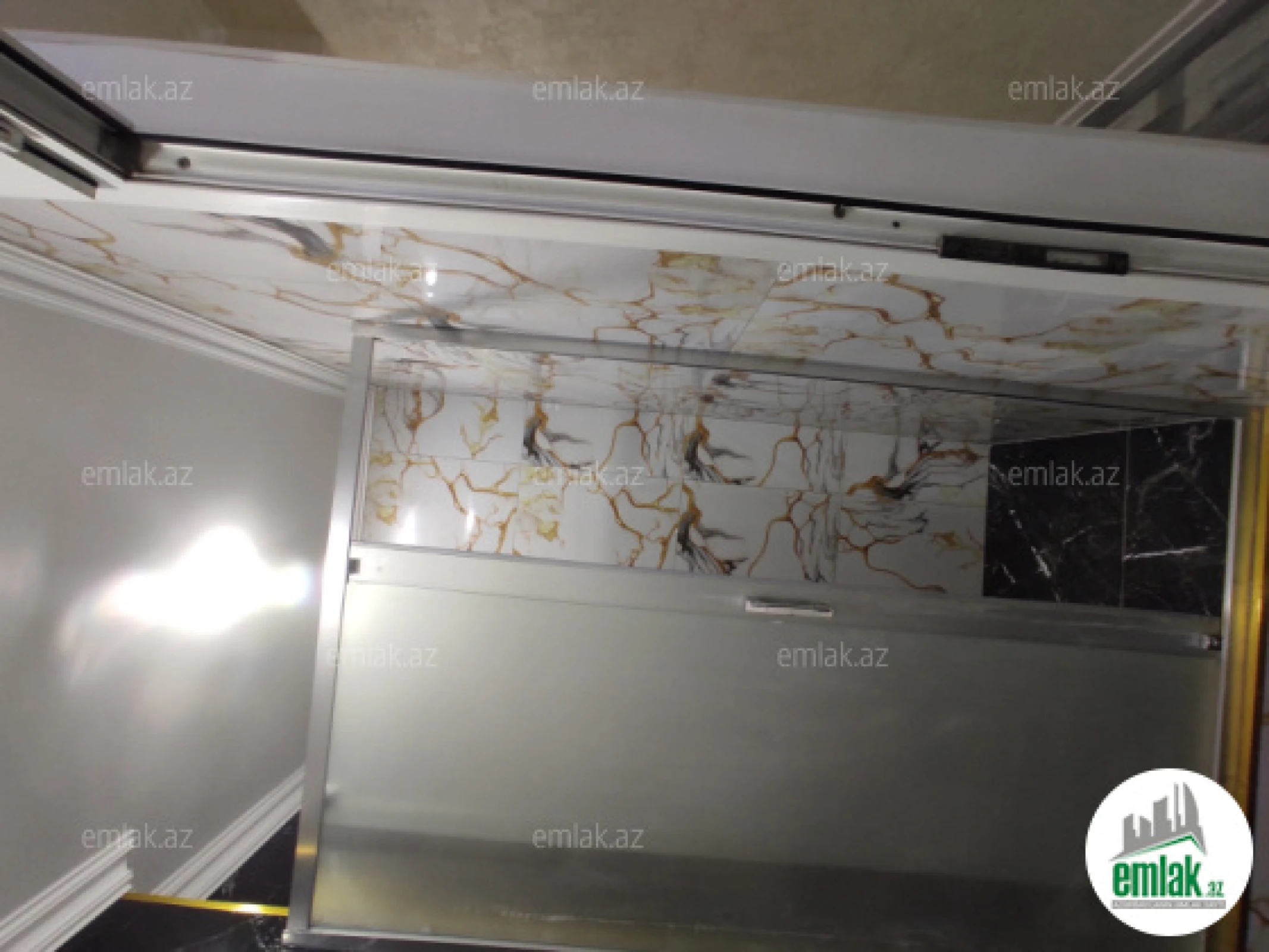 Satılır 2 otaqlı yeni tikili 65 m²