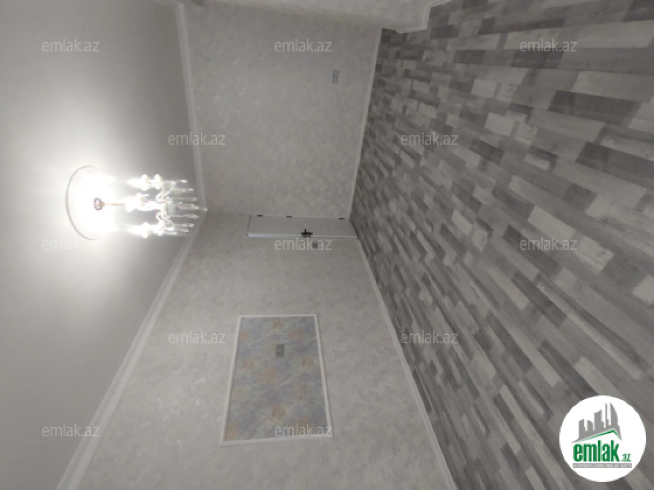 Satılır 2 otaqlı yeni tikili 65 m²