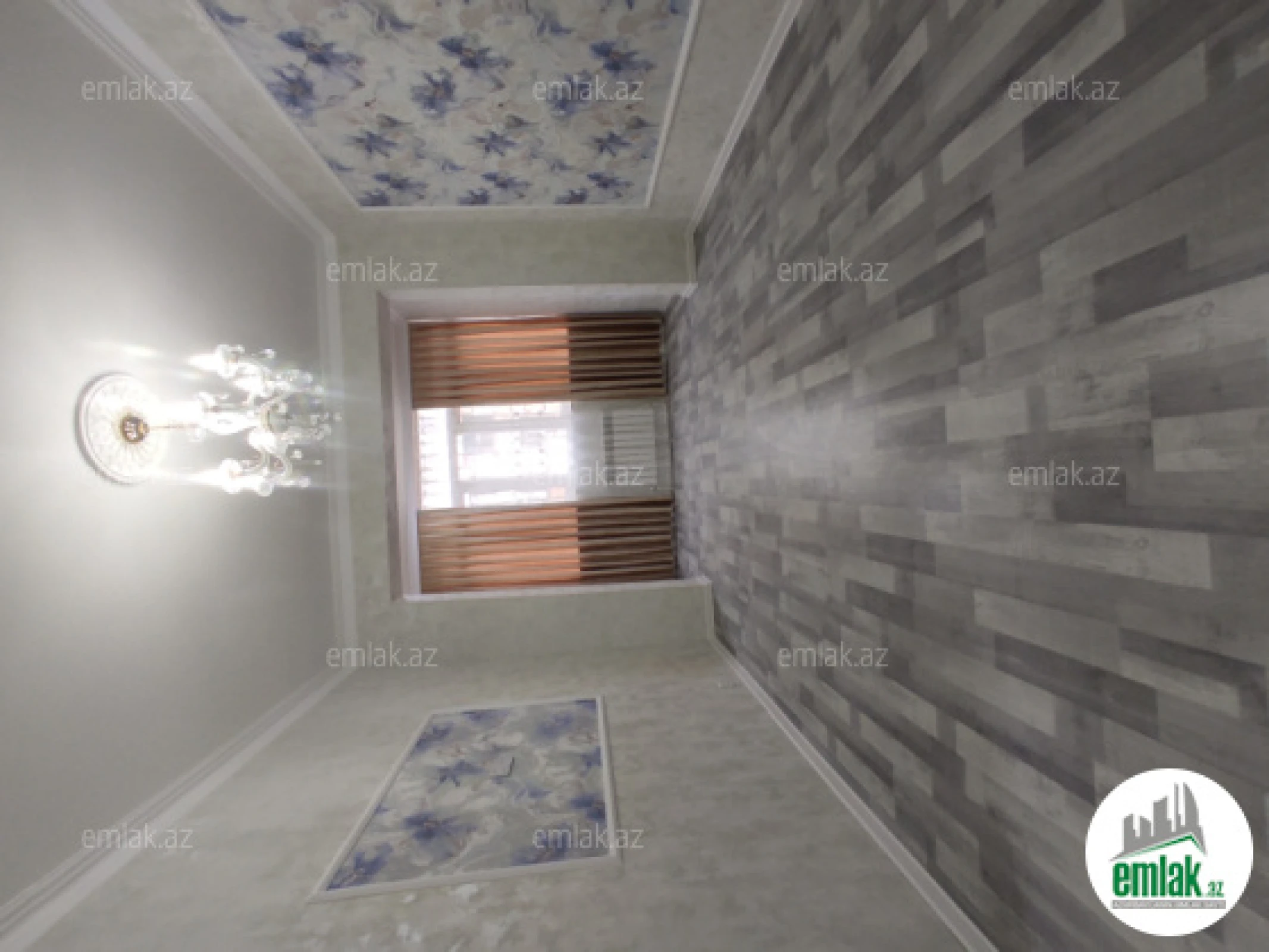 Satılır 3 otaqlı köhnə tikili 75 m²