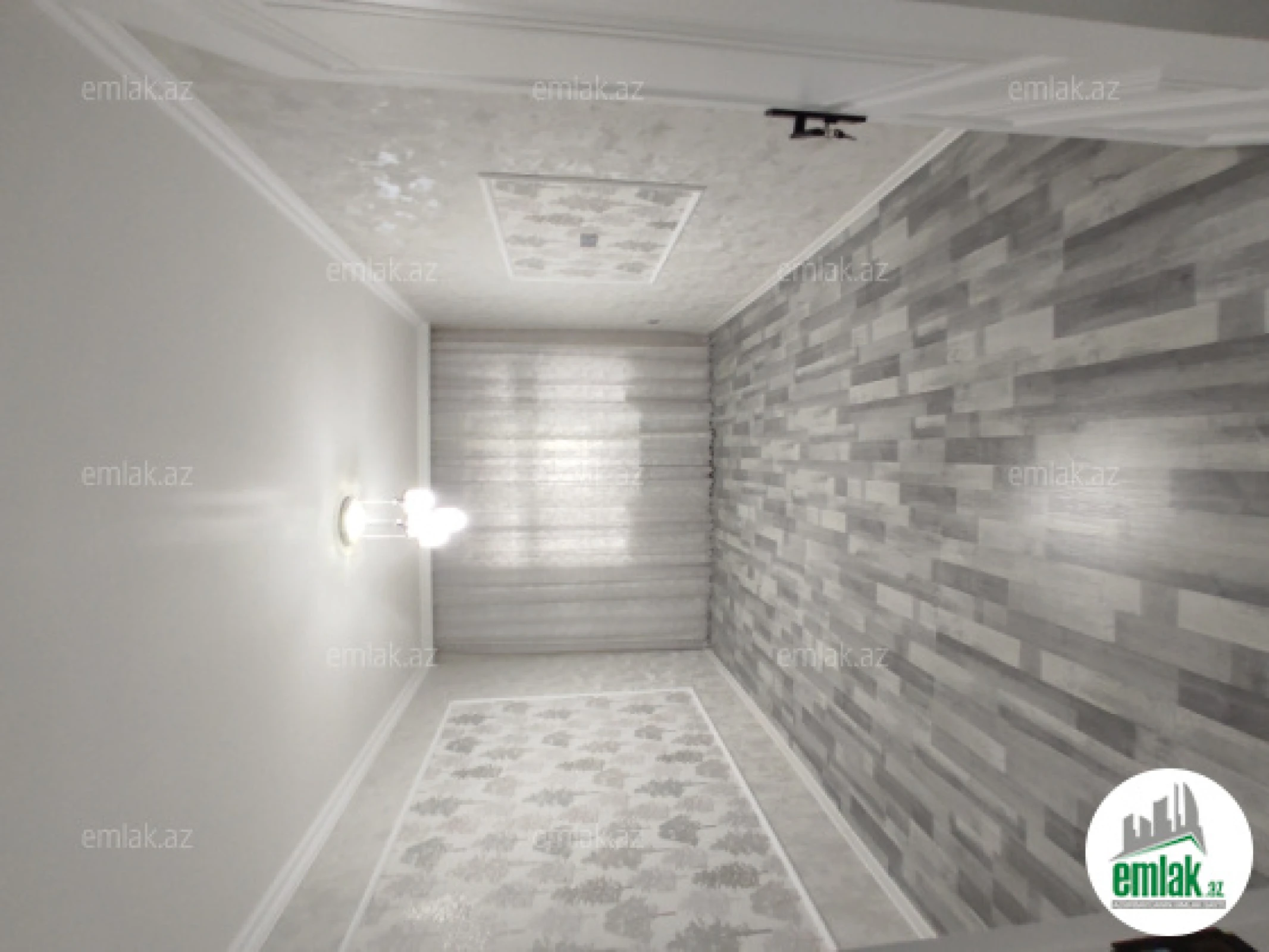 Satılır 3 otaqlı köhnə tikili 75 m²