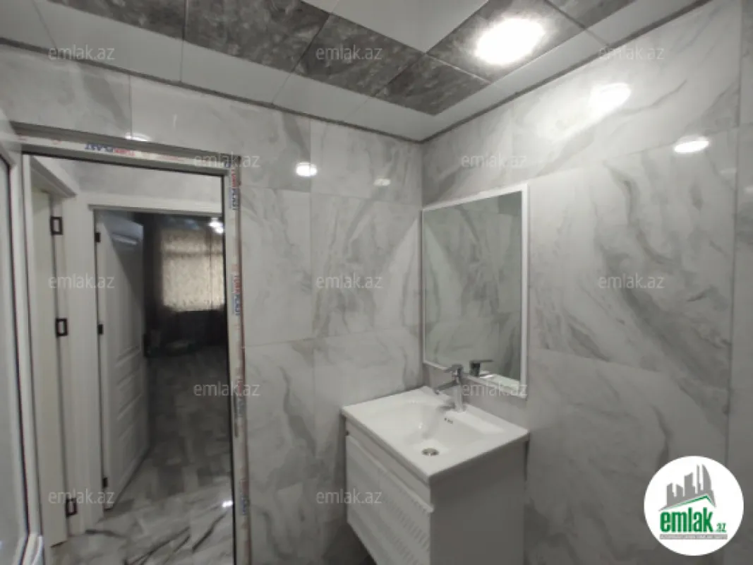 Satılır 3 otaqlı köhnə tikili 75 m²