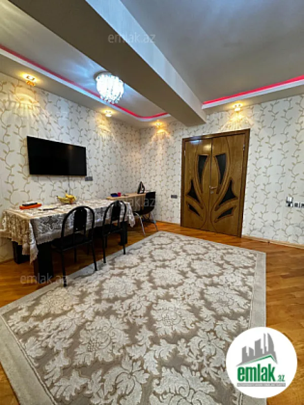 Satılır 3 otaqlı yeni tikili 90 m²