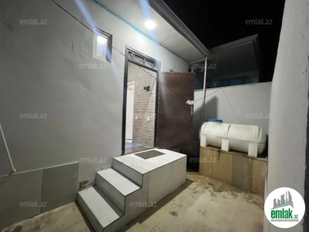 Satılır 1 otaqlı həyət evi 50 m²