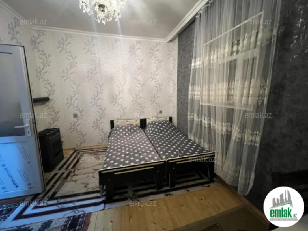 Satılır 1 otaqlı həyət evi 50 m²