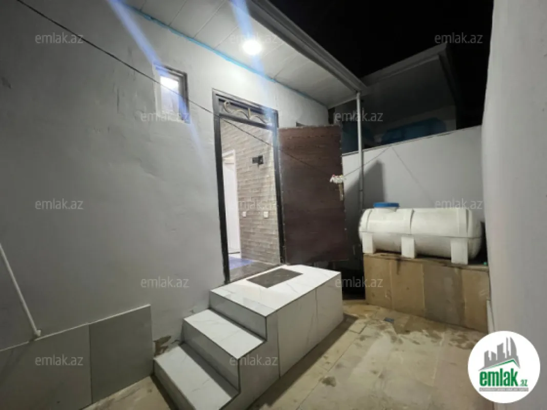 Satılır 1 otaqlı həyət evi 50 m²
