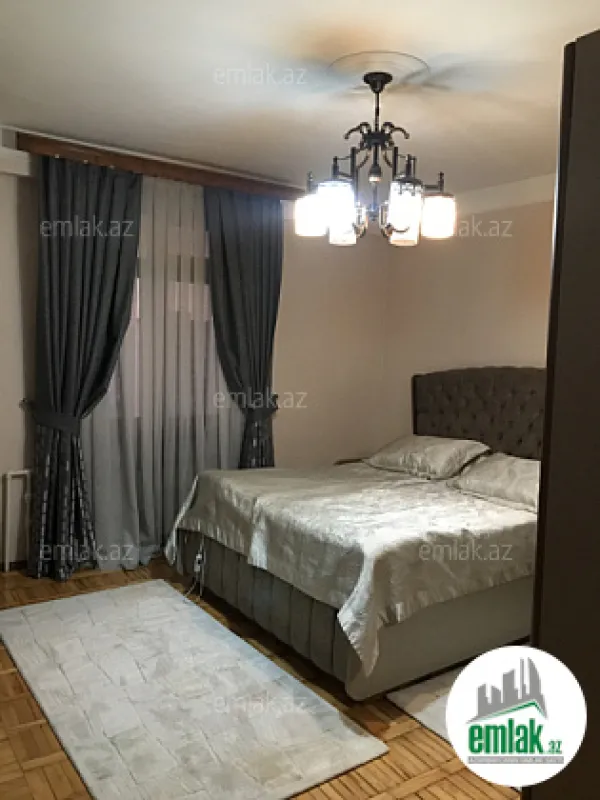 Satılır 3 otaqlı köhnə tikili 78 m²