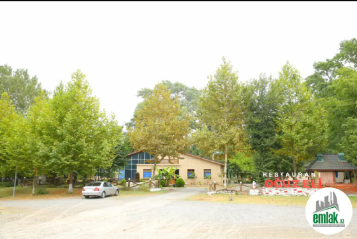 Satılır 8 otaqlı obyekt 500 m²