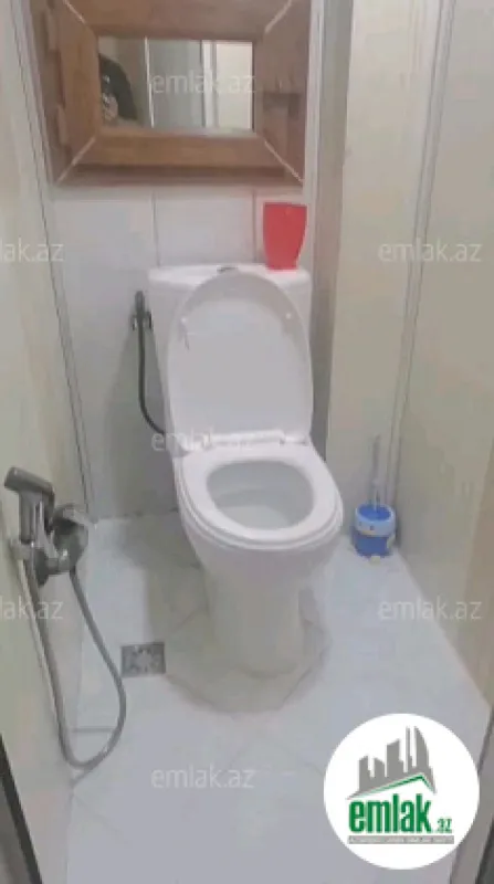 Satılır 2 otaqlı köhnə tikili 58 m²