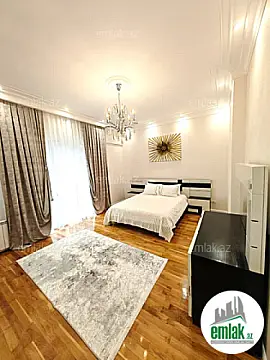Satılır 4 otaqlı yeni tikili 230 m²