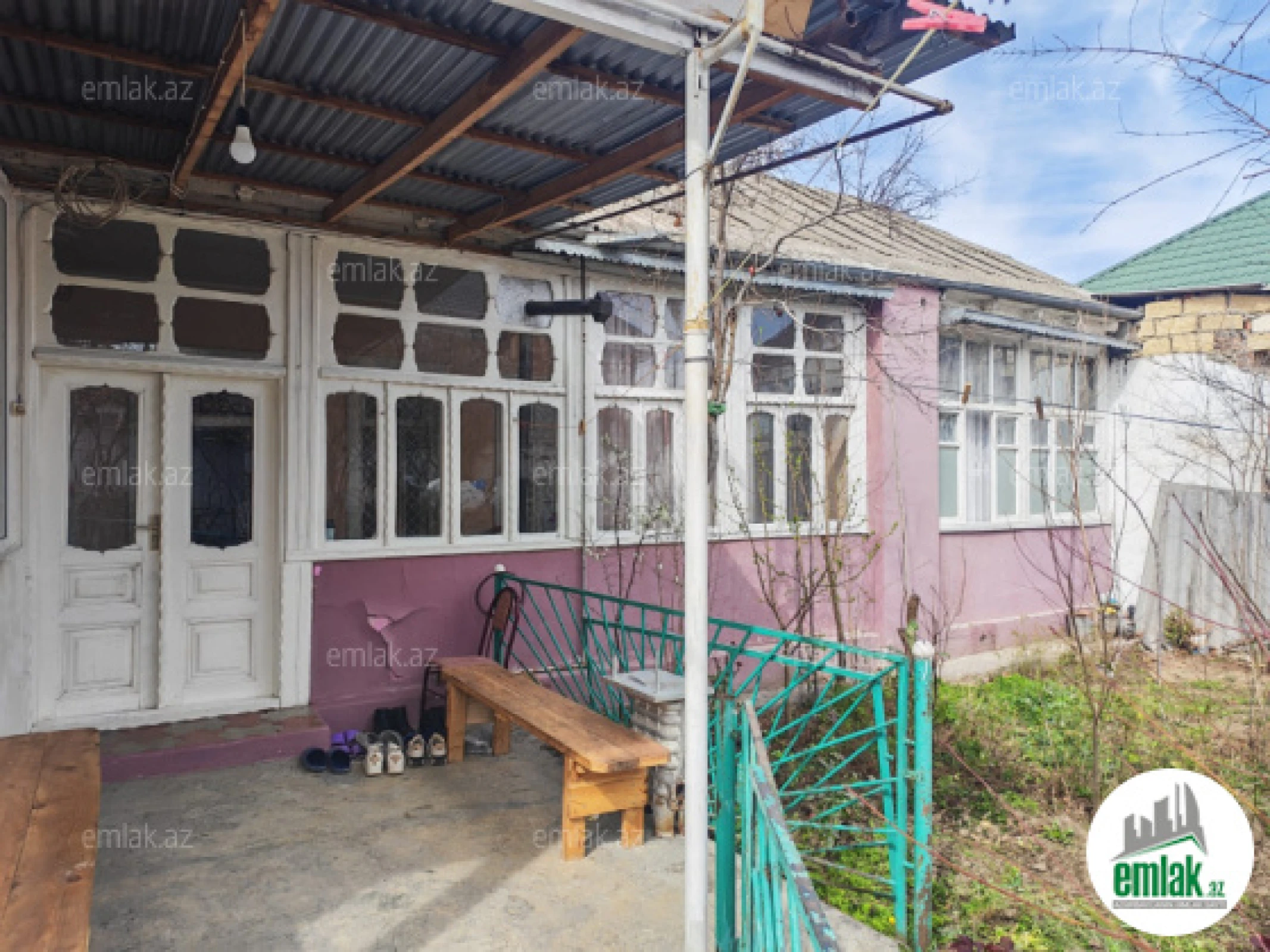 Satılır 4 otaqlı həyət evi 120 m²