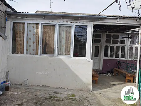 Satılır 4 otaqlı həyət evi 120 m²