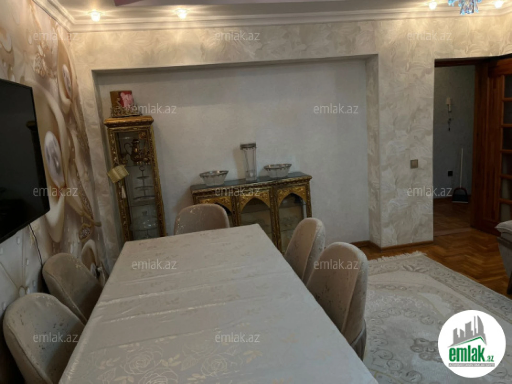 Satılır 3 otaqlı köhnə tikili 90 m²