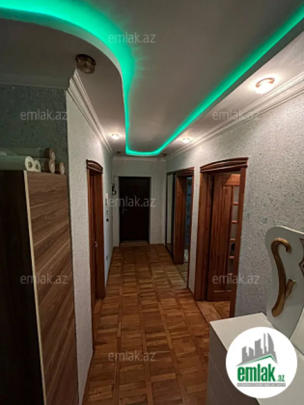 Satılır 3 otaqlı köhnə tikili 90 m²