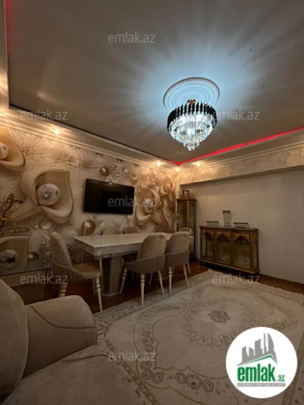 Satılır 3 otaqlı köhnə tikili 90 m²