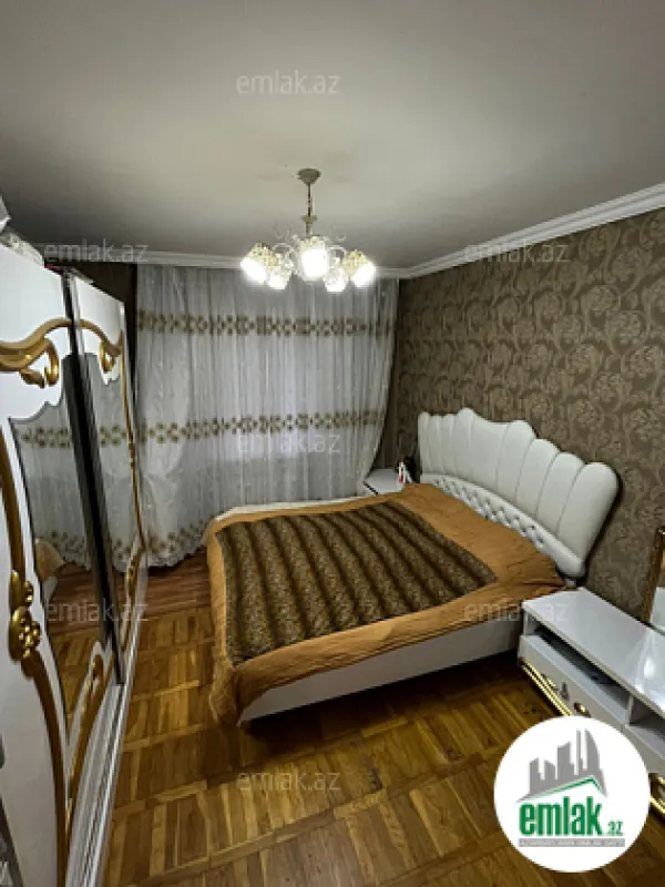 Satılır 3 otaqlı köhnə tikili 90 m²