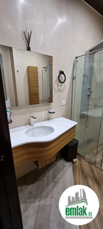 Satılır 3 otaqlı yeni tikili 105 m²