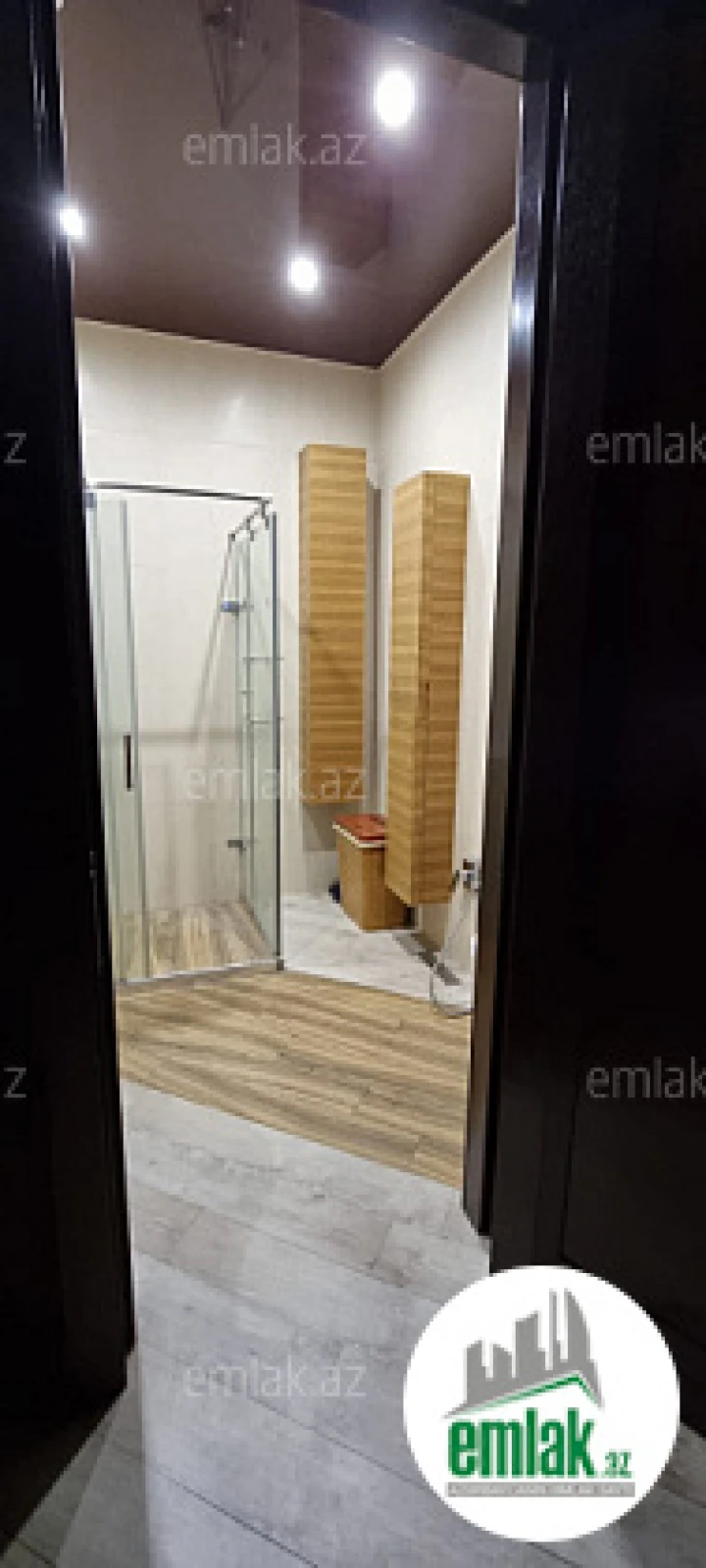 Satılır 3 otaqlı yeni tikili 105 m²